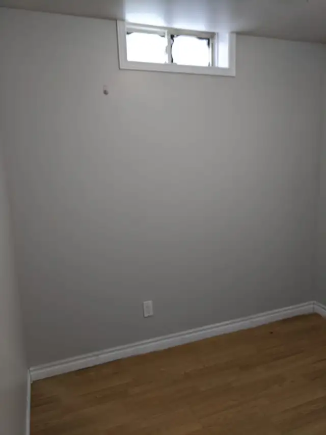 2 bedroom basement for rent with separate entrance - Photo 4