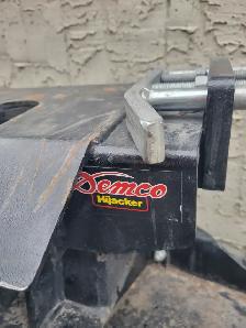 Demco Autoslide 18K 5th wheel hitch - Photo 2