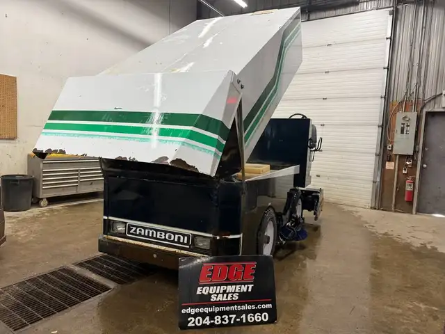 ZAMBONI 440 ICE RESURFACER-OLYMPIA,ENGO ETC - Photo 4