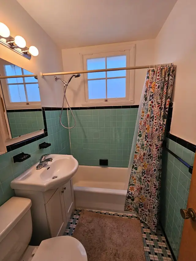 1 Bedroom For Rent 3 1/2 apartment - Rosemont Area - Photo 4