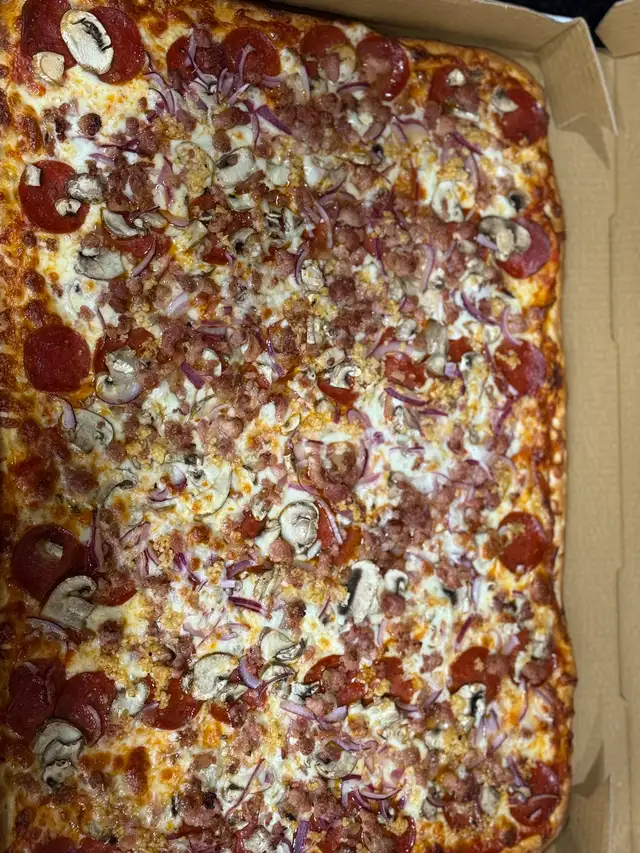 looking for pizza cook