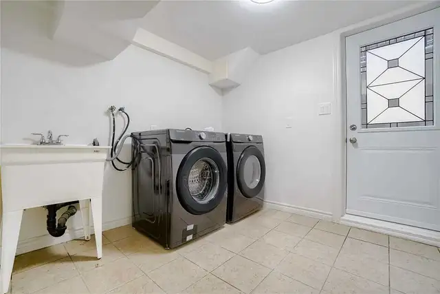 2 bedroom basement for rent is Malton from 1st April. - Photo 6