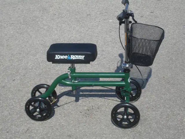 ALMOST BRAND NEW KNEE ROVER MOBILITY SCOOTER WITH CARRIER BASKET - Photo 3