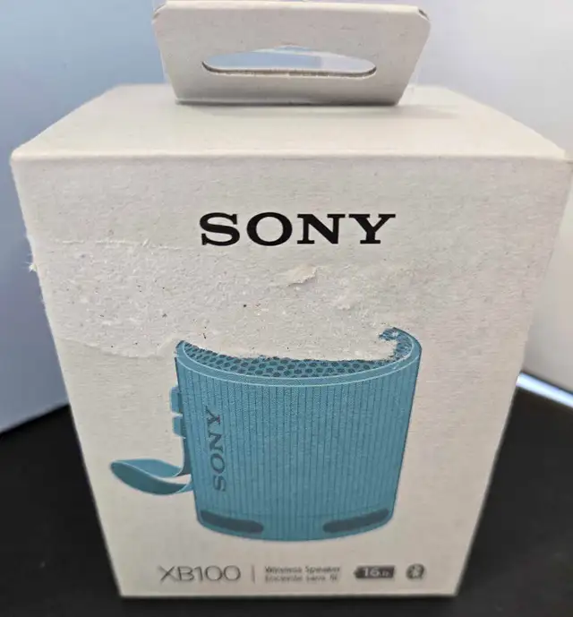 BRAND NEW SONY XB100 SPEAKER  blue