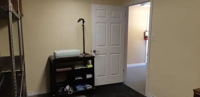 Small Office  PRIME Location in Brantford - Photo 3