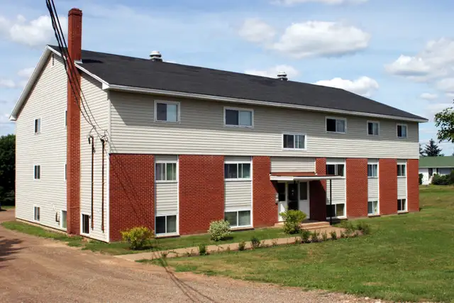3 Bedroom Apartment, Bible Hill - Photo 6