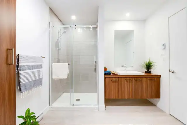 Spacieuse Unité 2 Chambres au Complexe Le Pivot - Photo 3