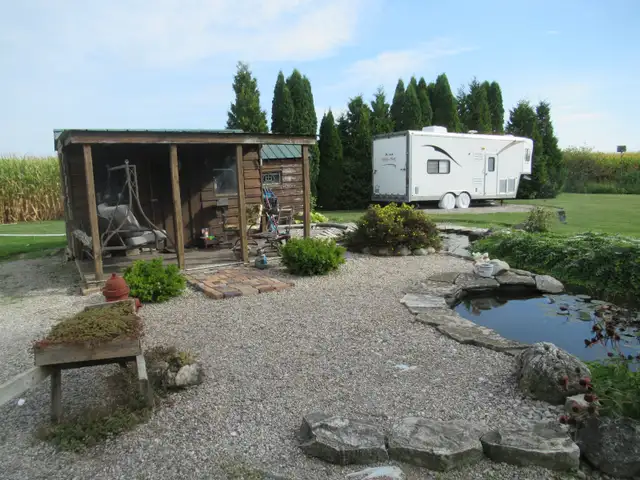 COUNTRY HOME - Photo 4