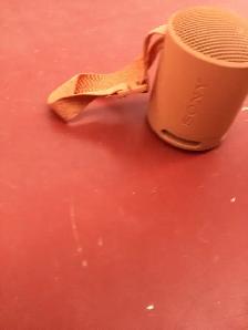 haut parleur Bluetooth Sony xb100 - Photo 2