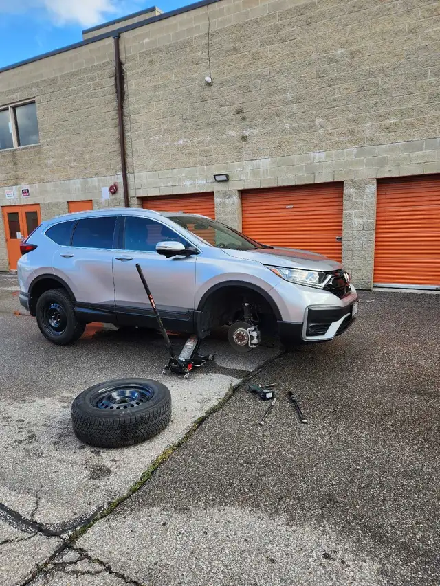Mobile Winter Tire Change