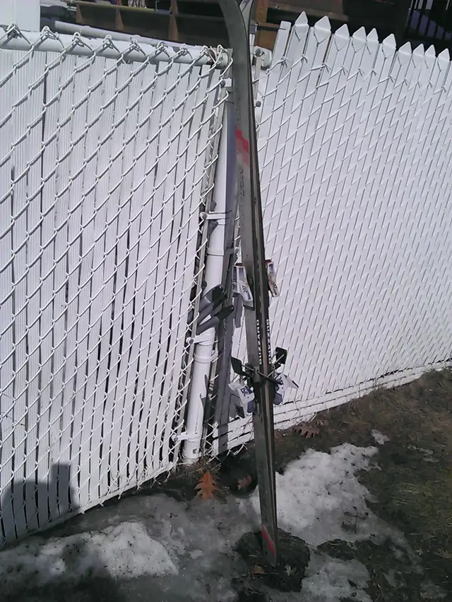 Gratuit: Skis Blizzard VCS 3000. Système anti-vibrations. 180 (6