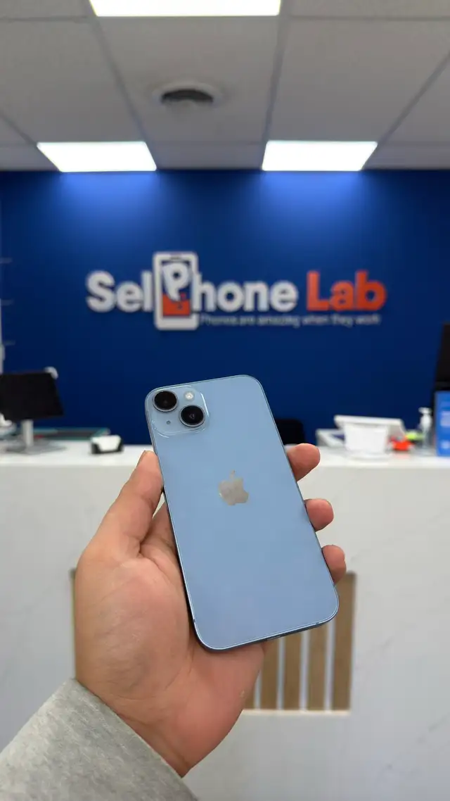 pre owned iPhone 14 sale at SellPhone Lab Cochrane with warra - Photo 2