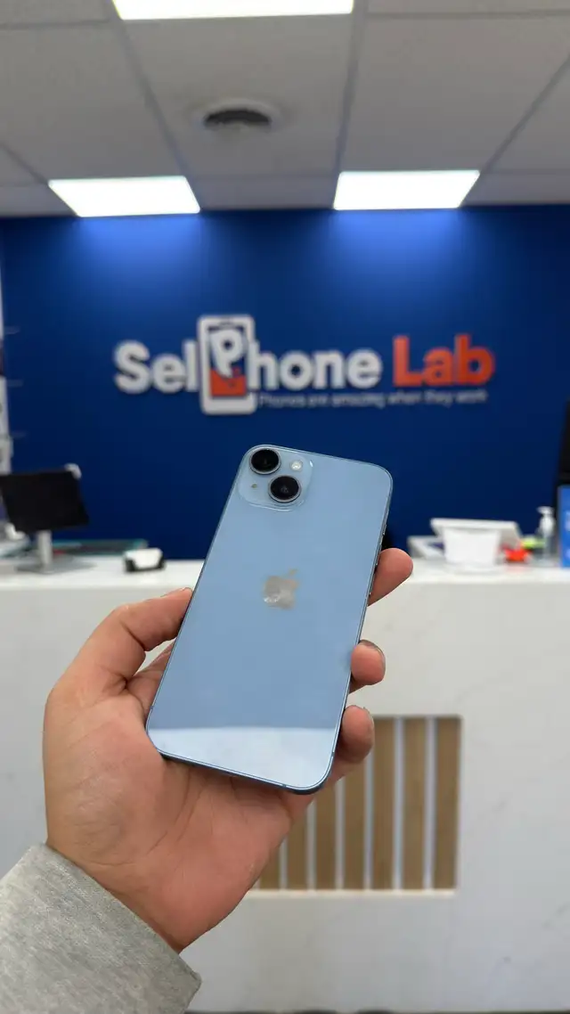 pre owned iPhone 14 sale at SellPhone Lab Cochrane with warra - Photo 3
