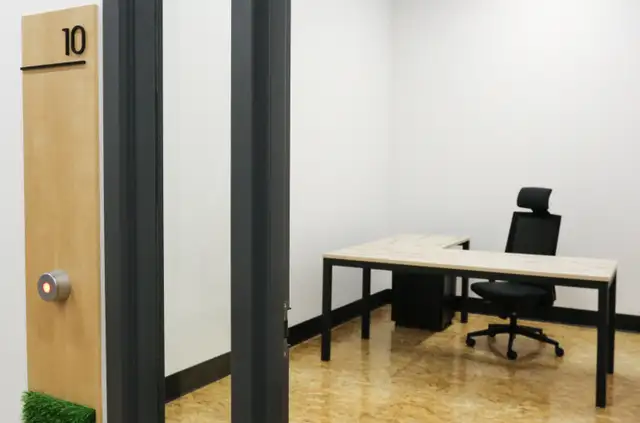 SELF STORAGE HAMILTON: INDOOR & SECURE UNITS AVAILABLE - Photo 9