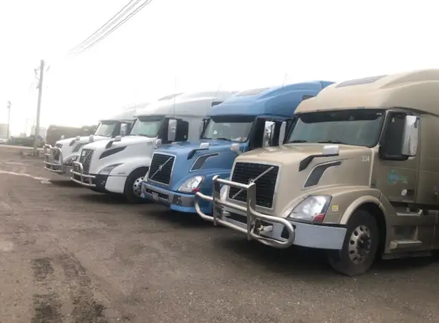 HIRING AZ DRIVERS & OWNER OPERATORS - Photo 2