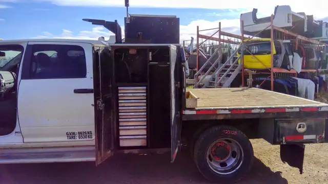 WELDING DECK WITH BUILT IN TOOL BOX CABINETS