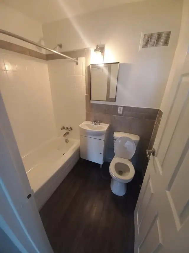 1, 2 & 3 BEDROOM APARTMENTS AVAILABLE - Photo 12