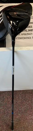 Titleist GT2 Driver with Head Sock