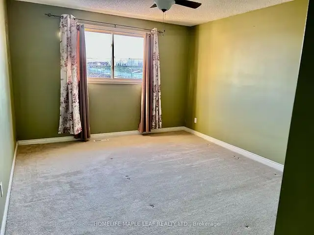 FOR LEASE UPPER  LEVEL OF HOUSE  IN WOODSTOCK 2 BED 2 BATH - Photo 7