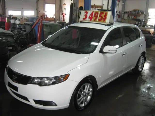 2012 Kia Forte 5-Door EX PETIT BUDGET !! - Photo 2