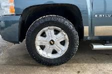 2008 Chevrolet Silverado 1500 Extended Cab  5.3L V8 - Photo 10