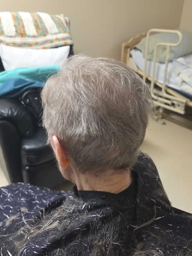 Mobile Hairstylist - Photo 5