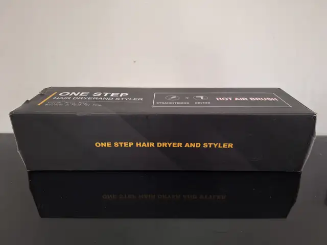 One Step Hair Dryer and Styler - Hot Air Brush - New - Photo 3