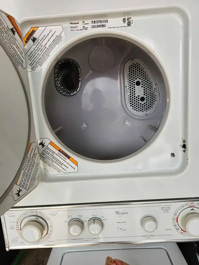 24' laundry center - Photo 2