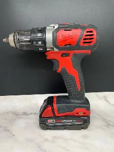 MILWAUKEE DRILL W/1.5 BATTERY 2606-20