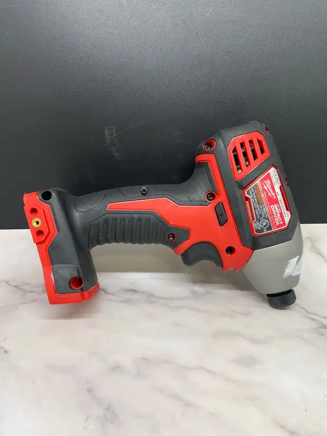 MILWAUKEE 1/4" HEX IMPACT DRIVER 2656-20 - Photo 2