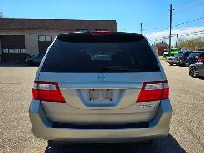 2005 Honda Odyssey LX  Certified - Photo 3