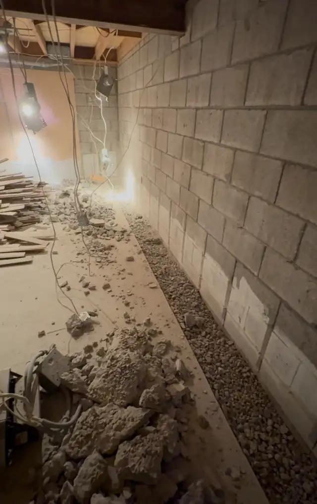 looking for work(NOT HIRING) - Photo 4