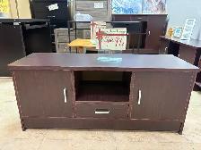 100% NEUF!! TOUT EST NEUF! Des meubles télé en vente！