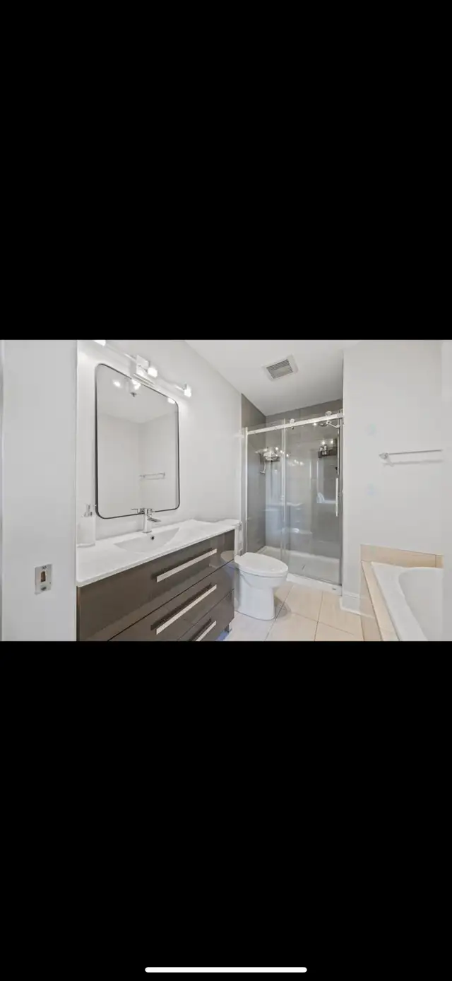 Condo Viva tours Laval Centropolis - Photo 6