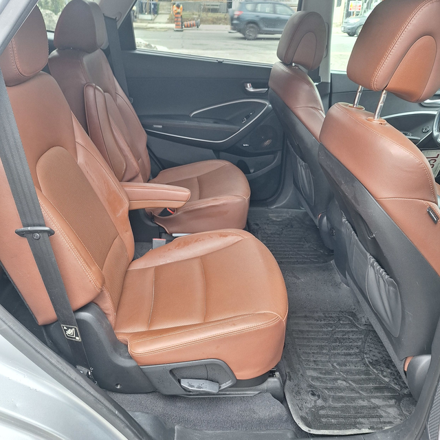 2016 Hyundai Santa Fe XL Limited 4WD, 3.3L 6cyl, No Accidents - Photo 24