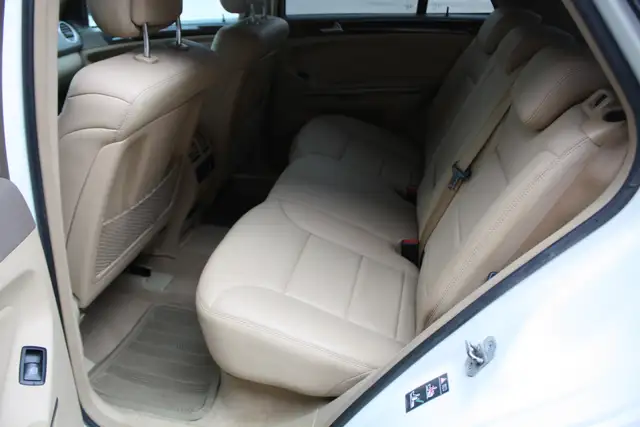 2009 Mercedes-Benz M-Class ML 320 3.0L BlueTEC (Diesel) - Photo 17