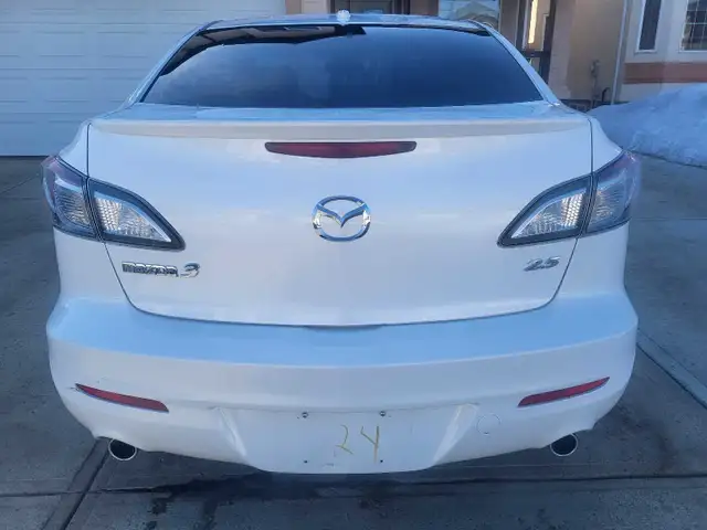 ​ PRISTINE: 2010 Mazda 3 GT – NO RUST – Fully Loaded - Photo 2