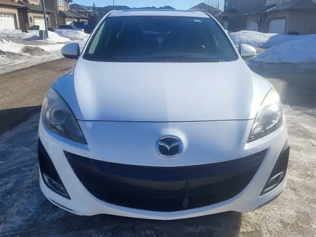 ​ PRISTINE: 2010 Mazda 3 GT – NO RUST – Fully Loaded - Photo 3