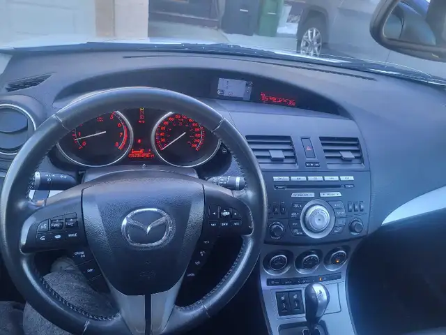 ​ PRISTINE: 2010 Mazda 3 GT – NO RUST – Fully Loaded - Photo 5