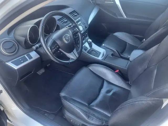 ​ PRISTINE: 2010 Mazda 3 GT – NO RUST – Fully Loaded - Photo 6