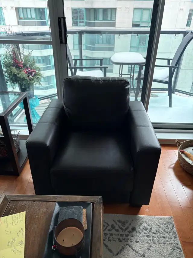 Small Faux Leather Chair - Dark Brown - Photo 2