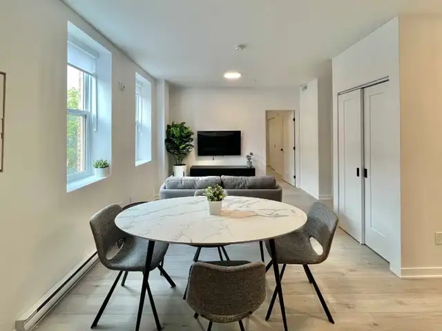 Furnished Studio Westmount – Near Metro – Move In Now - Photo 4