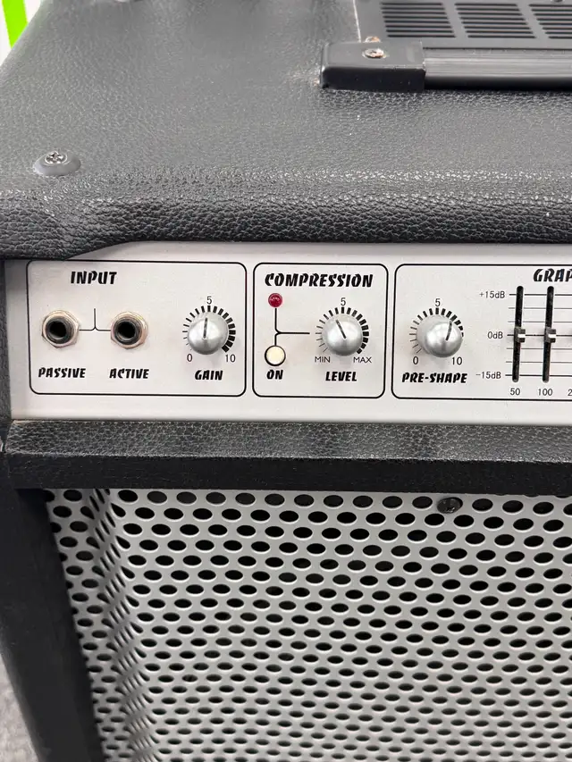 Washburn BD75B Bass Amplifier - Photo 2