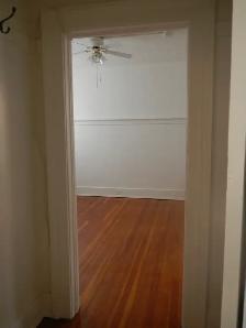 CUTEST TINY APARTMENT - SINGLE ONLY - Photo 2