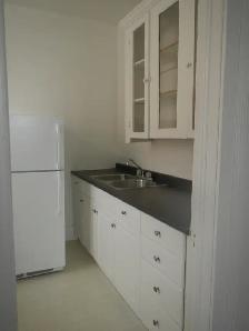 CUTEST TINY APARTMENT - SINGLE ONLY - Photo 5