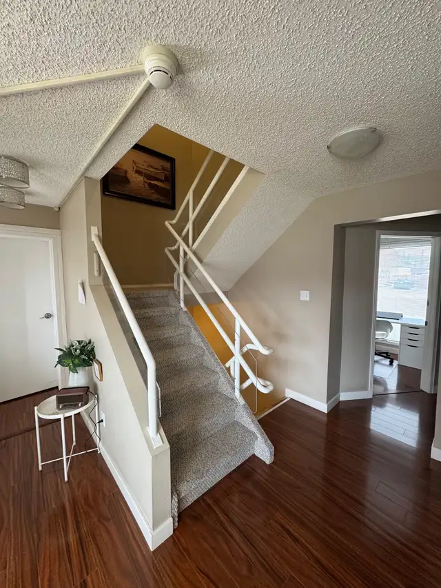 Downtown Office Unit for Lease - Photo 3