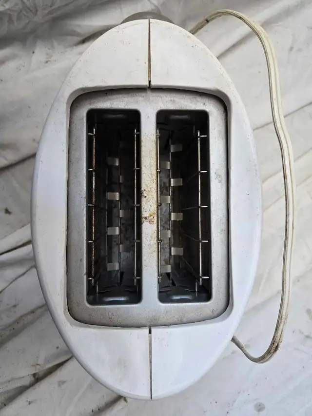 Sunbeam Toaster - Photo 2