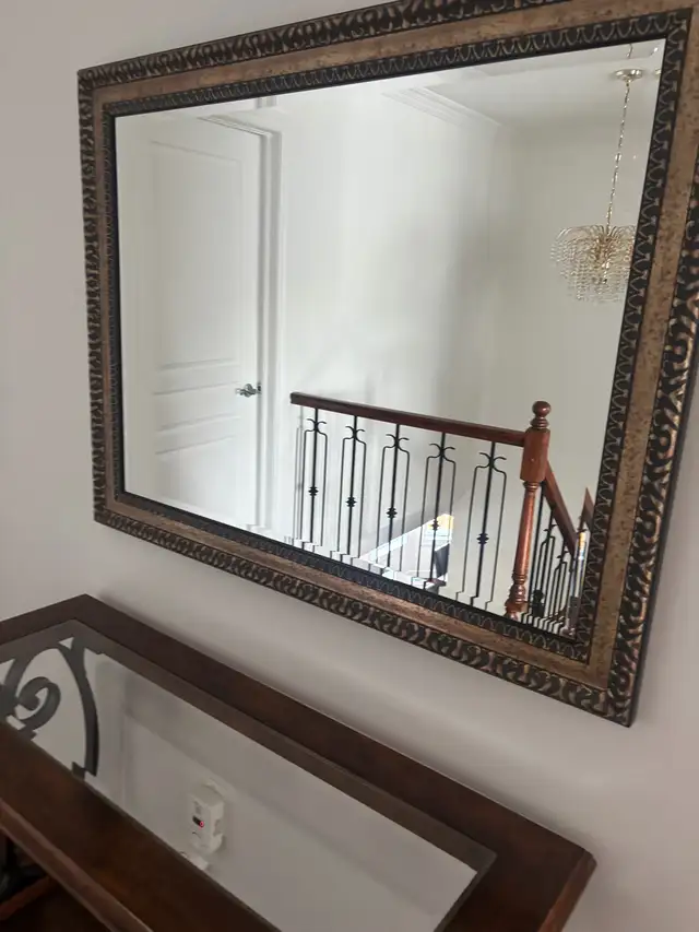 console/ entryway table And Mirror - Photo 3