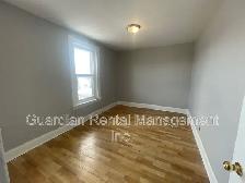2-Bedroom, 1-Bath Apartment - 229 McKellar St S - $1795/month - Photo 6