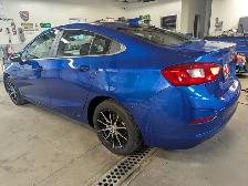 2017 Chevrolet Cruze LT WITH 1.4L TURBO! - Photo 6